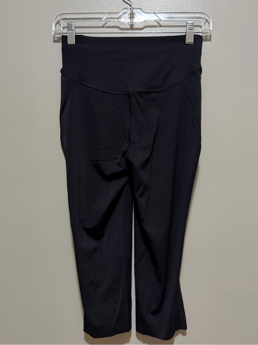 Lululemon base pace high rise crop (17") - Picture 4 of 4